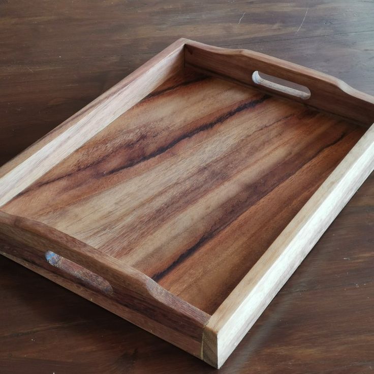 Bandeja de madera de olivo natural para decoración mediterránea